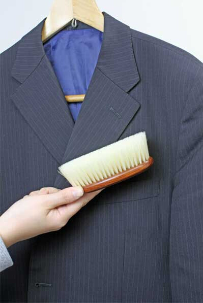 西服保養(yǎng)去塵 西服保養(yǎng)去塵